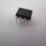 UCS1652SL-D08-T UTC PWM Controller 10-24V DIP-8