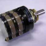 44HS30-04-1-12N Grayhill Switch Rotary SP12T 12 Flatted Shaft Solder Lug 1A 115VAC 115VDC