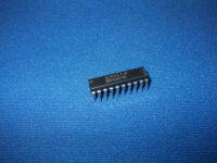 MOTOROLA 74LS374N IC FLIP FLOPS OCTAL 20-PIN DIP - Image 2